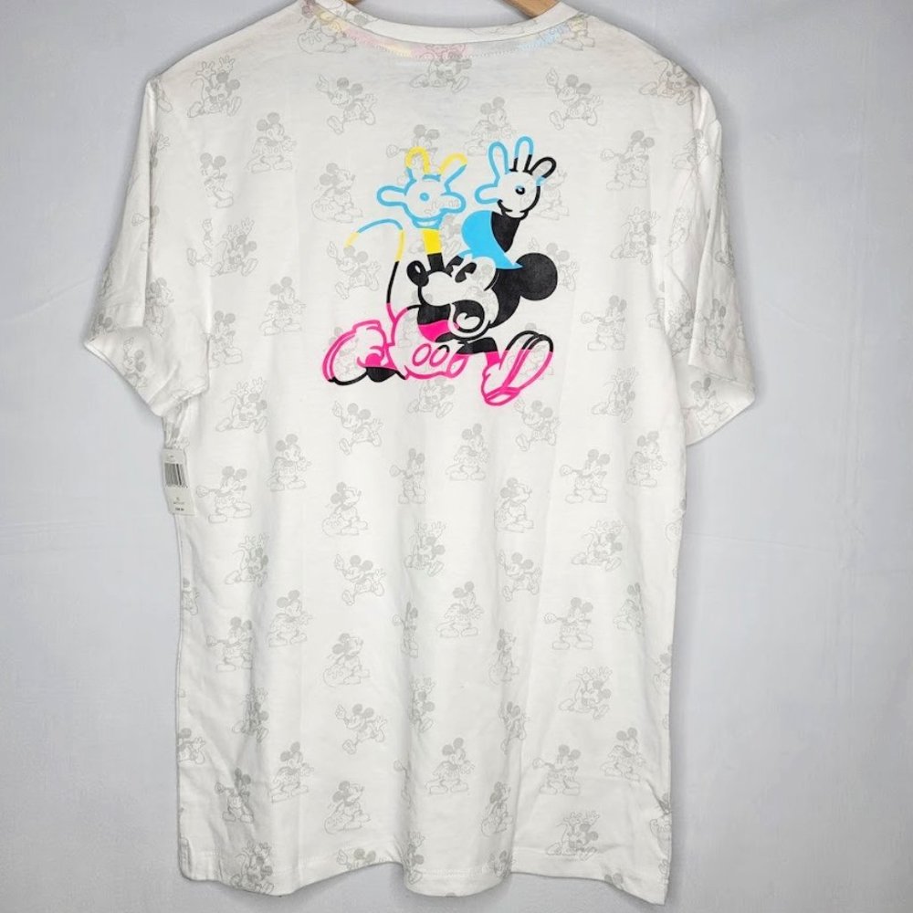 Disney Parks Mickey Mouse T-Shirt Size M